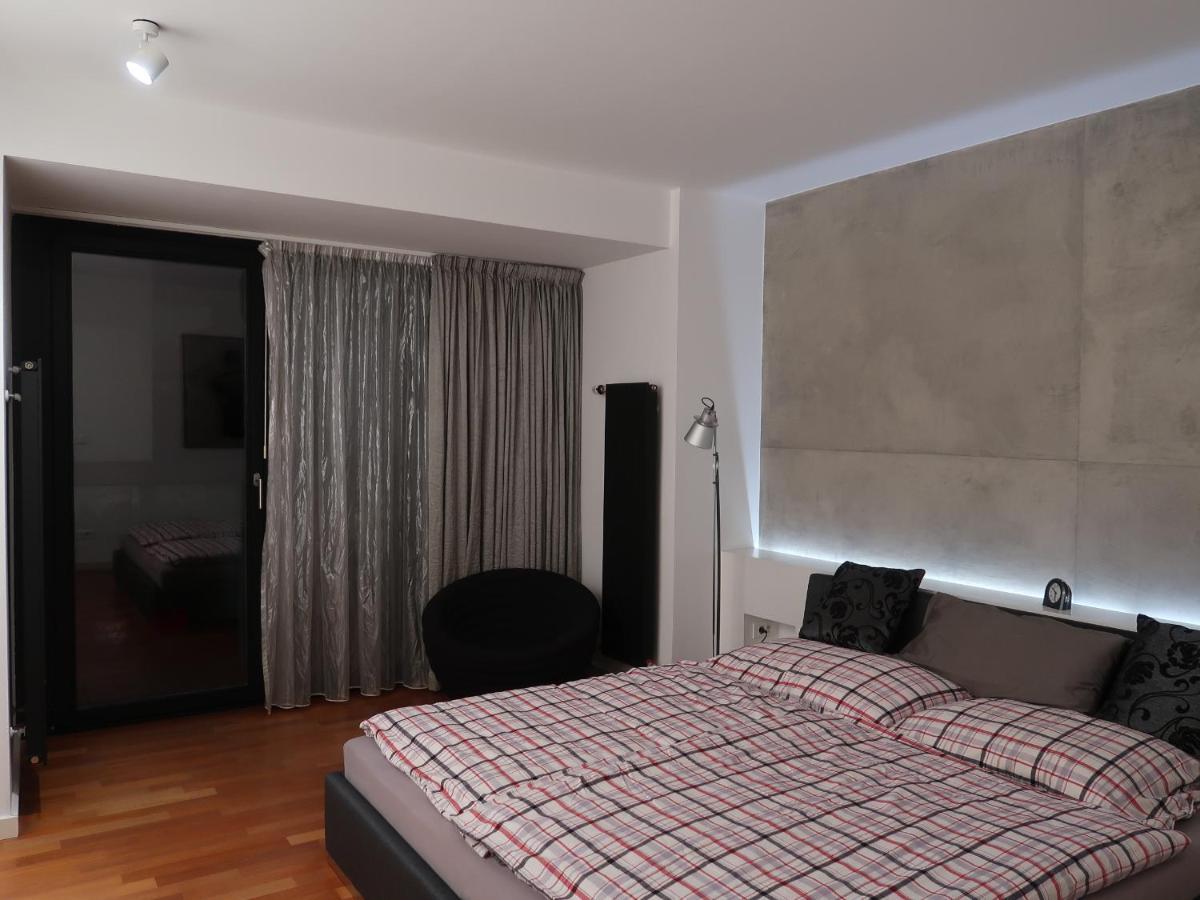 Michal Apartment 125M2 City Centre Prag Exterior foto
